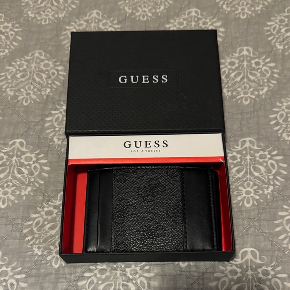 Guess Magnetic Cardholder Wallet - Picture 1 of 4